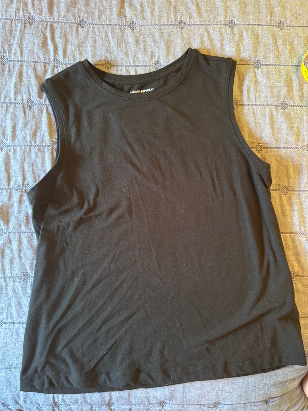 Banana Republic Black Sleeveless Crewneck tank